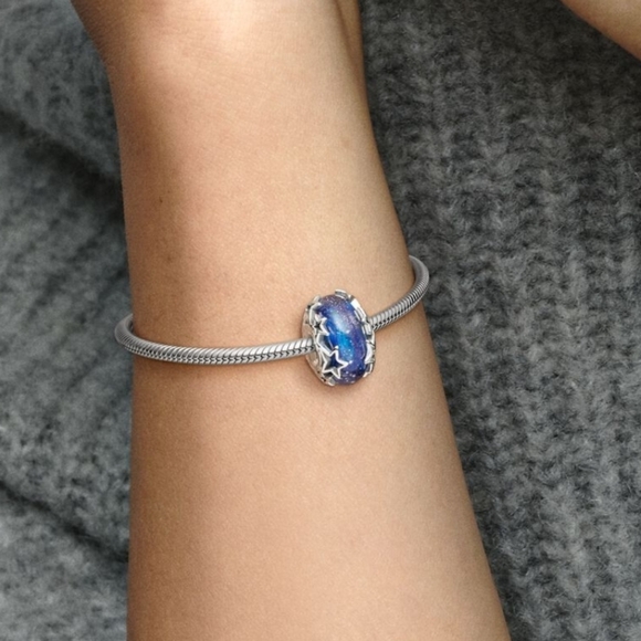 PANDORA GALAXY BLUE and STAR MURANO CHARM 790015C00 - Picture 6 of 6